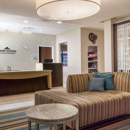 ฮอว์ทอร์น สวีท บาย วินด์แฮม วีลลิง ไทรอาเดลเฟีย แอต ไฮแลนด์ส Hotel Triadelphia ภายนอก รูปภาพ