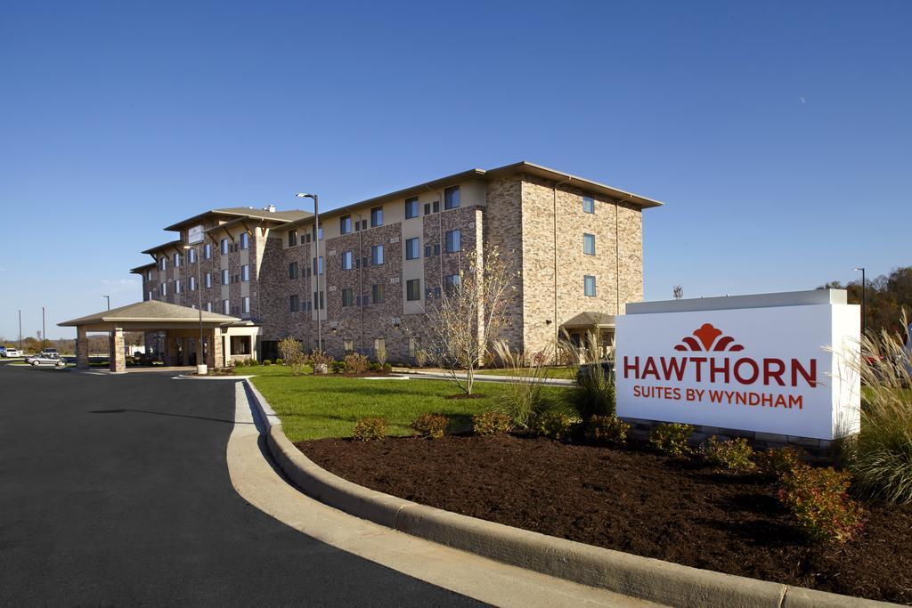 ฮอว์ทอร์น สวีท บาย วินด์แฮม วีลลิง ไทรอาเดลเฟีย แอต ไฮแลนด์ส Hotel Triadelphia ภายนอก รูปภาพ
